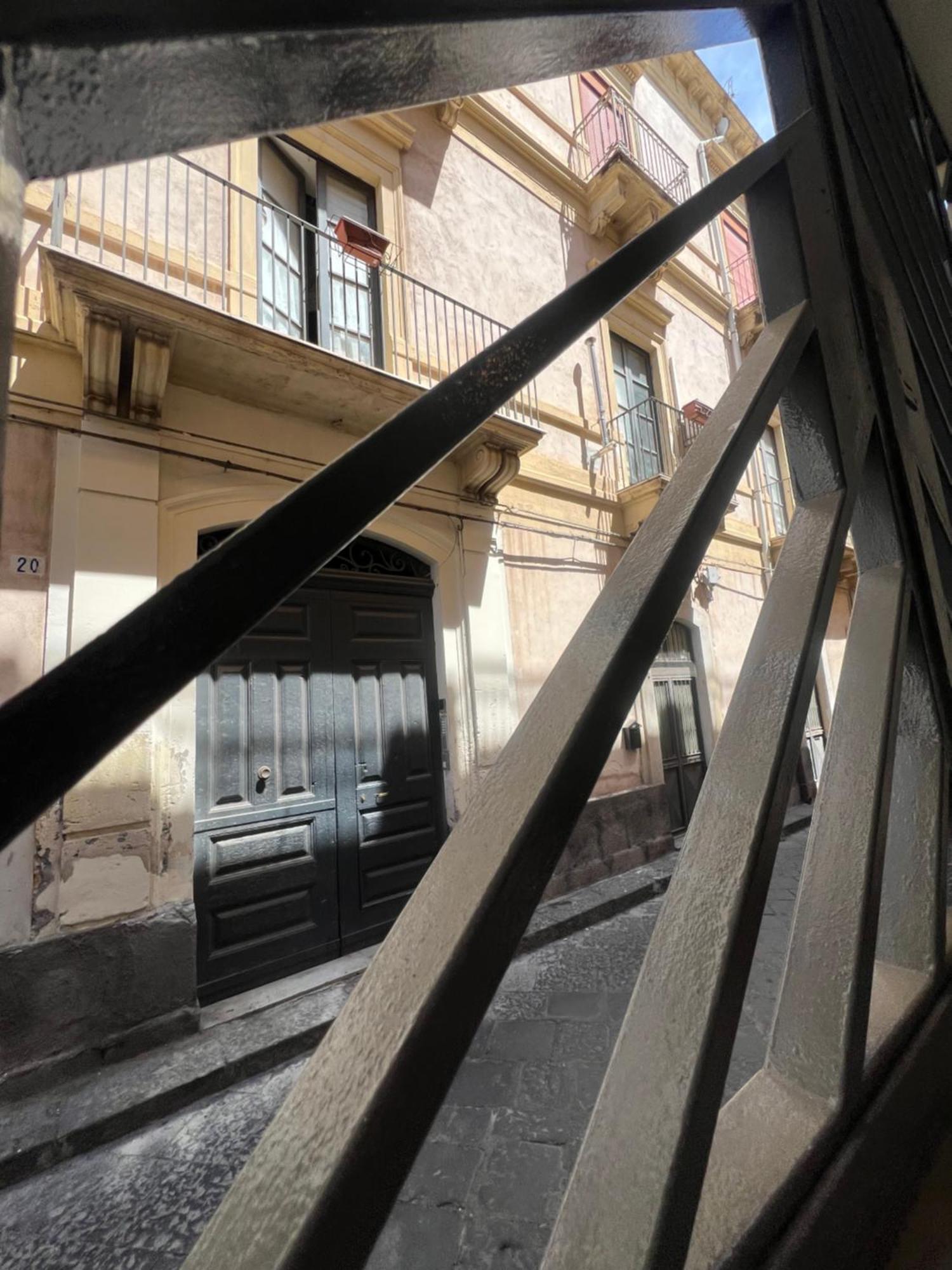 Antico Vicolo * Aeroporto di Catania Fontana Rossa